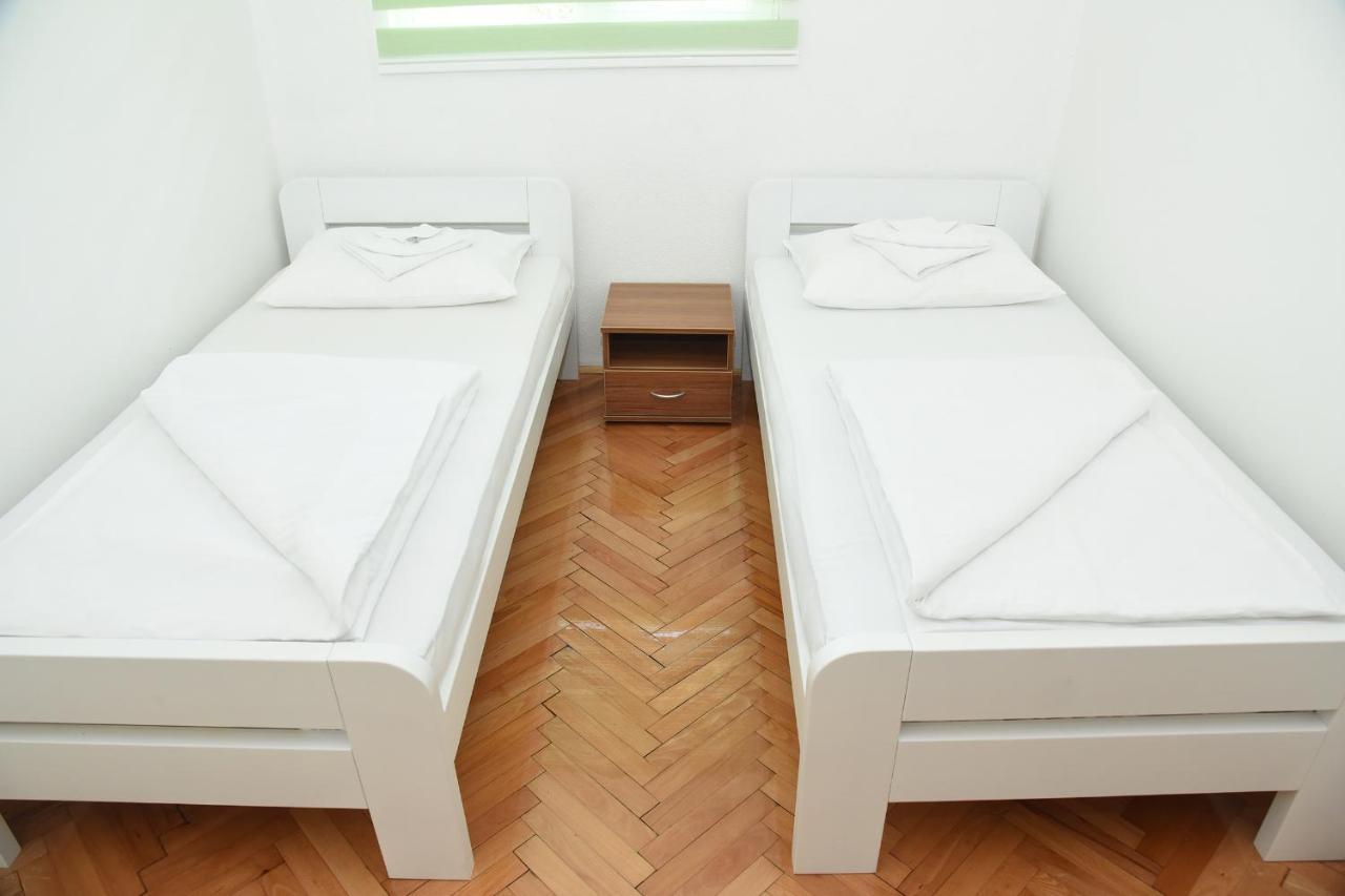 Np Sutjeska Paviljon A Hotel Tjentiste Luaran gambar